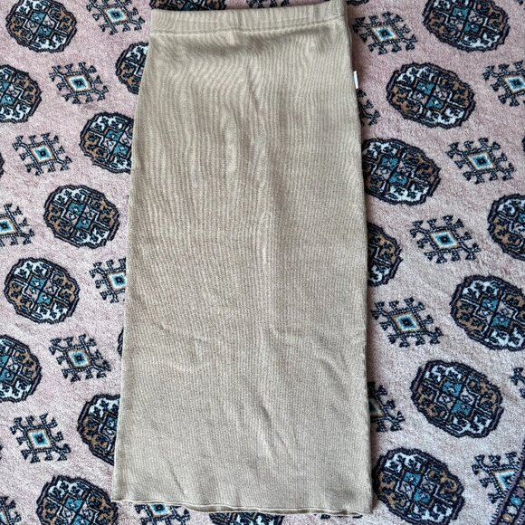Province of Canada Midi Tube Skirt - Picture 1 of 4
